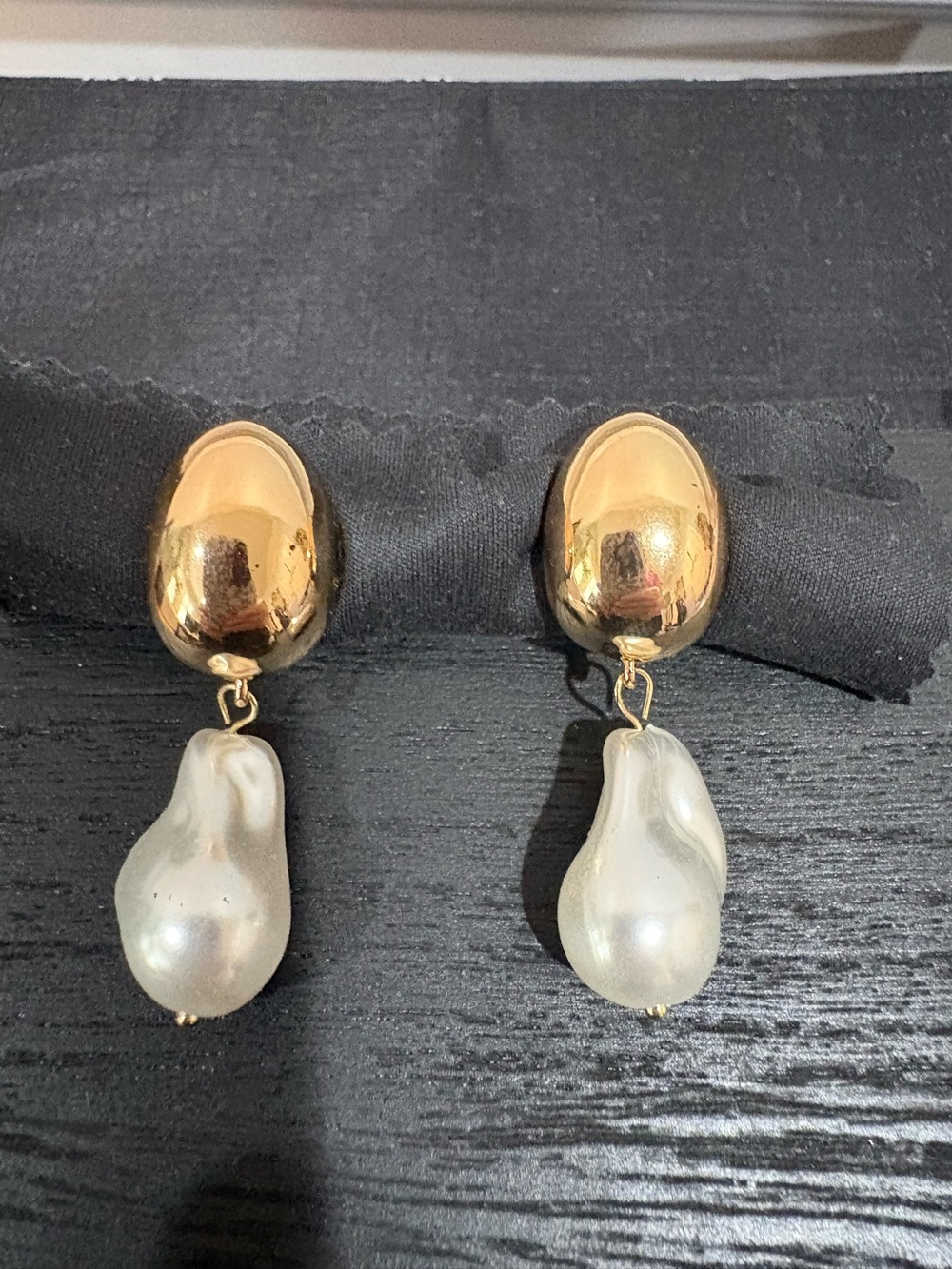 Vintage 80s Style Chunky Gold Dome Baroque Pearl Drop Clip-On Earrings